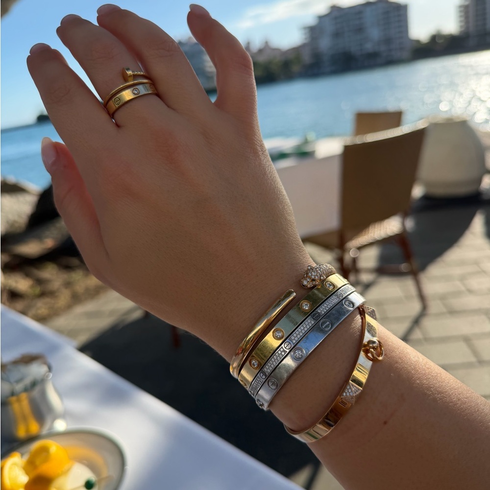 Cartier Love Bracelet White Gold Pave size 18